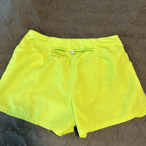 Nike Running Shorts - Picture 2 of 3